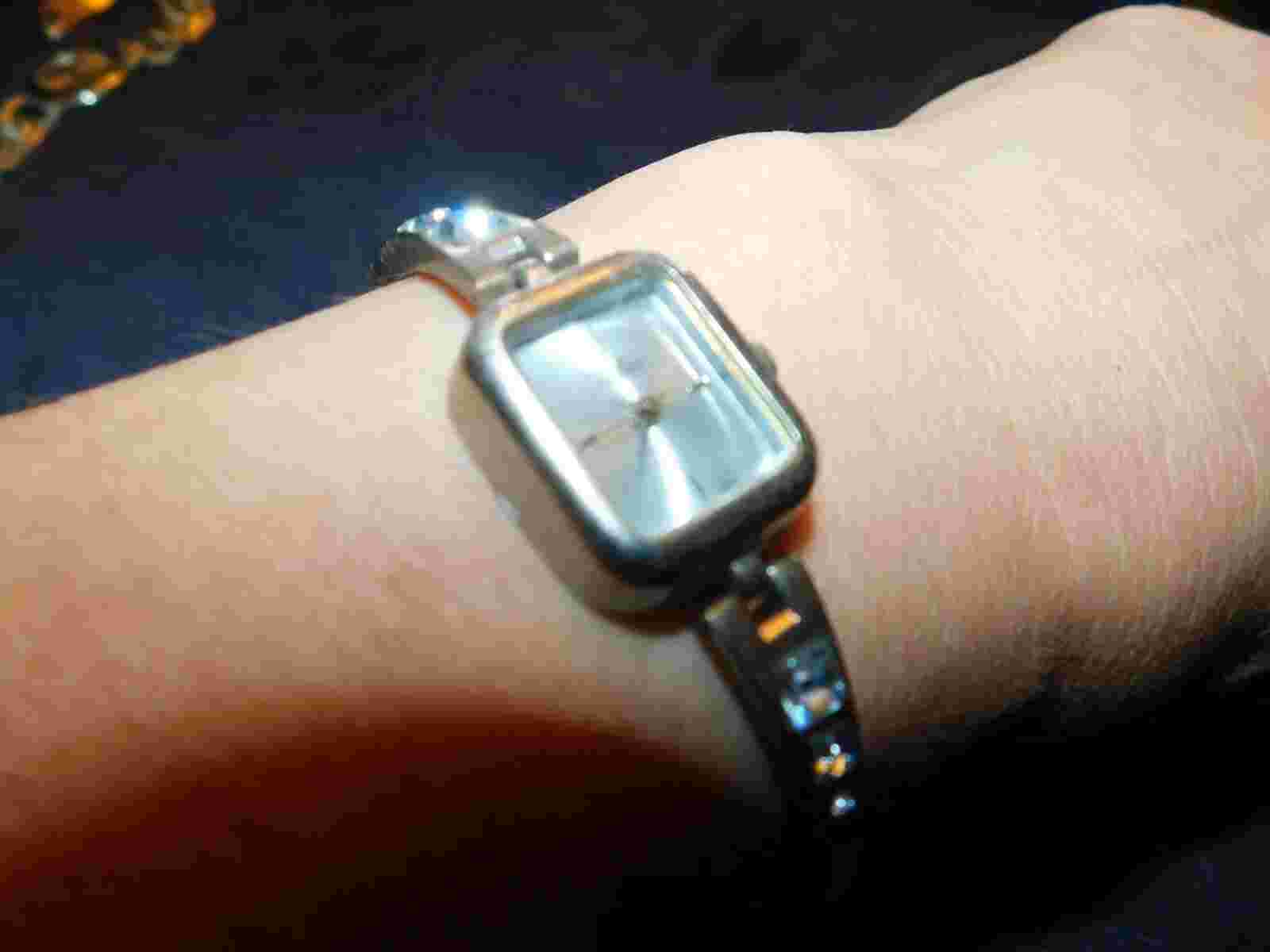 LADIES WATCH REFLEX SILVER TONE SPARKLE BRACELET PALE BLUE FACE NEEDS BATTERY