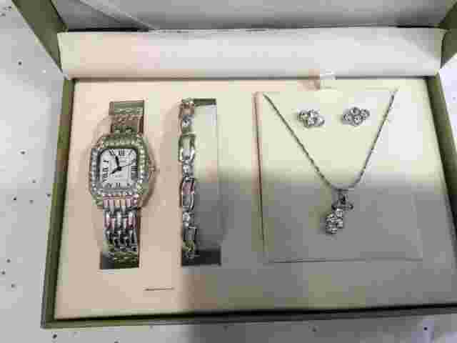 Cote d' Azur Ladies Quartz Watch ,Earrings, Necklace &  Bracelet Set. NEW