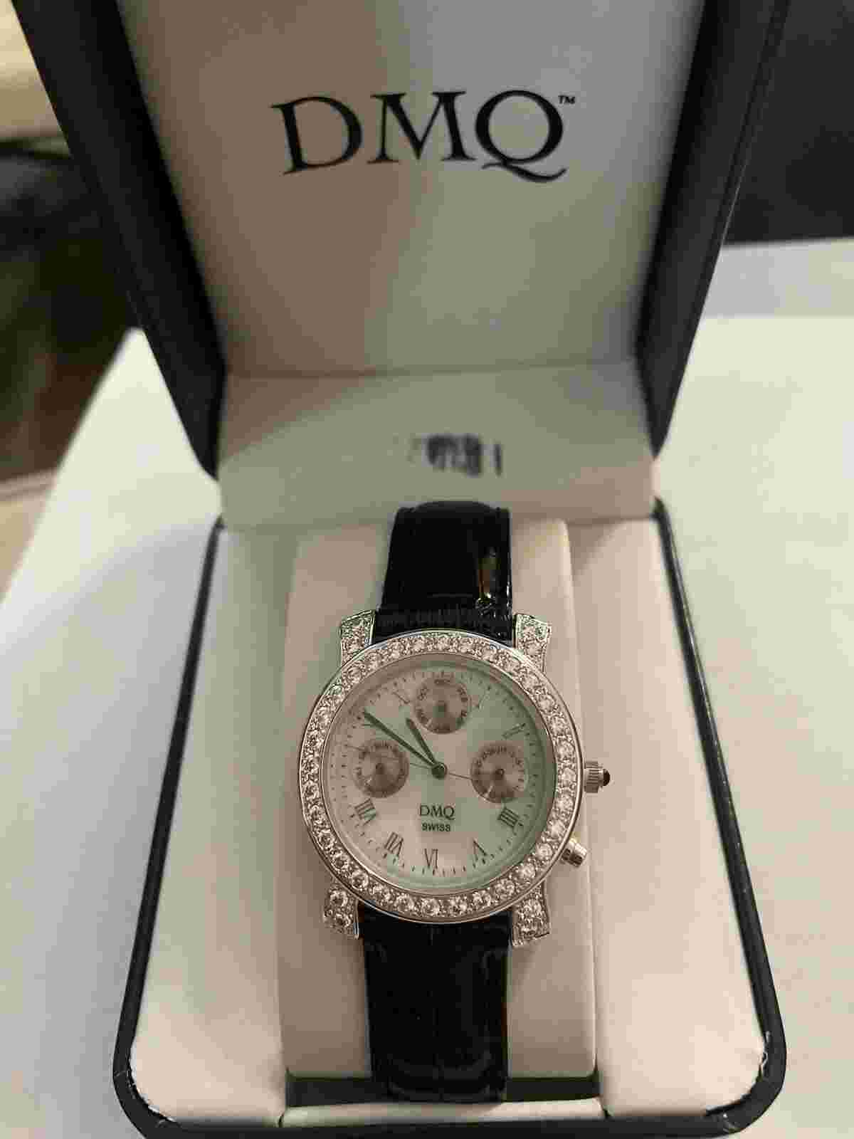 DMQ Watch Pave Silver Tone 32mm Round Dial Black Leather Band New Battery  9339