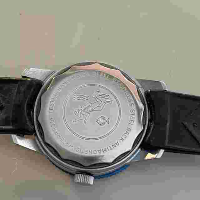 Vintage 36mm Swank Men's Automatic Diver Wristwatch Blue Red Pepsi Bezel.