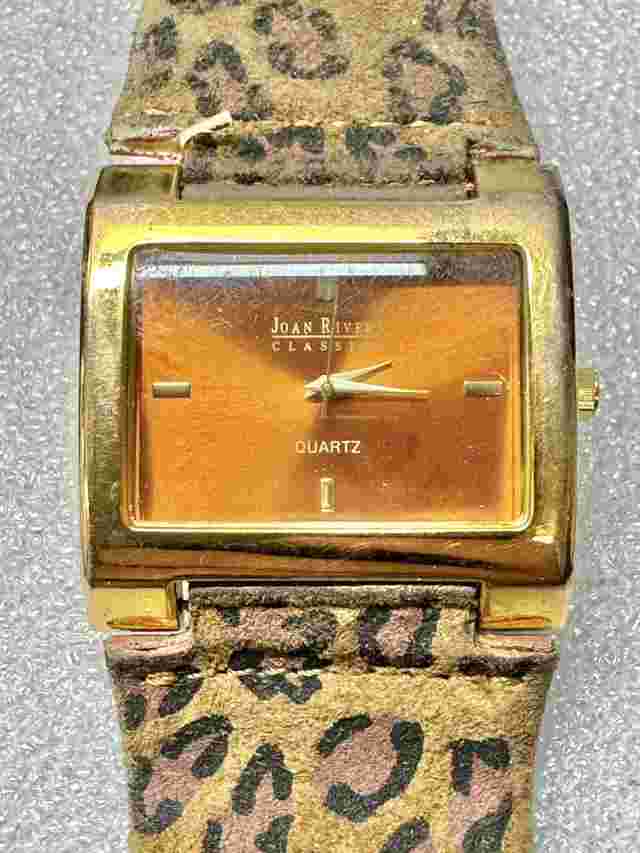 RARE Joan Rivers Classics Watch  Gold Tone Stainless Clear V377 Untested