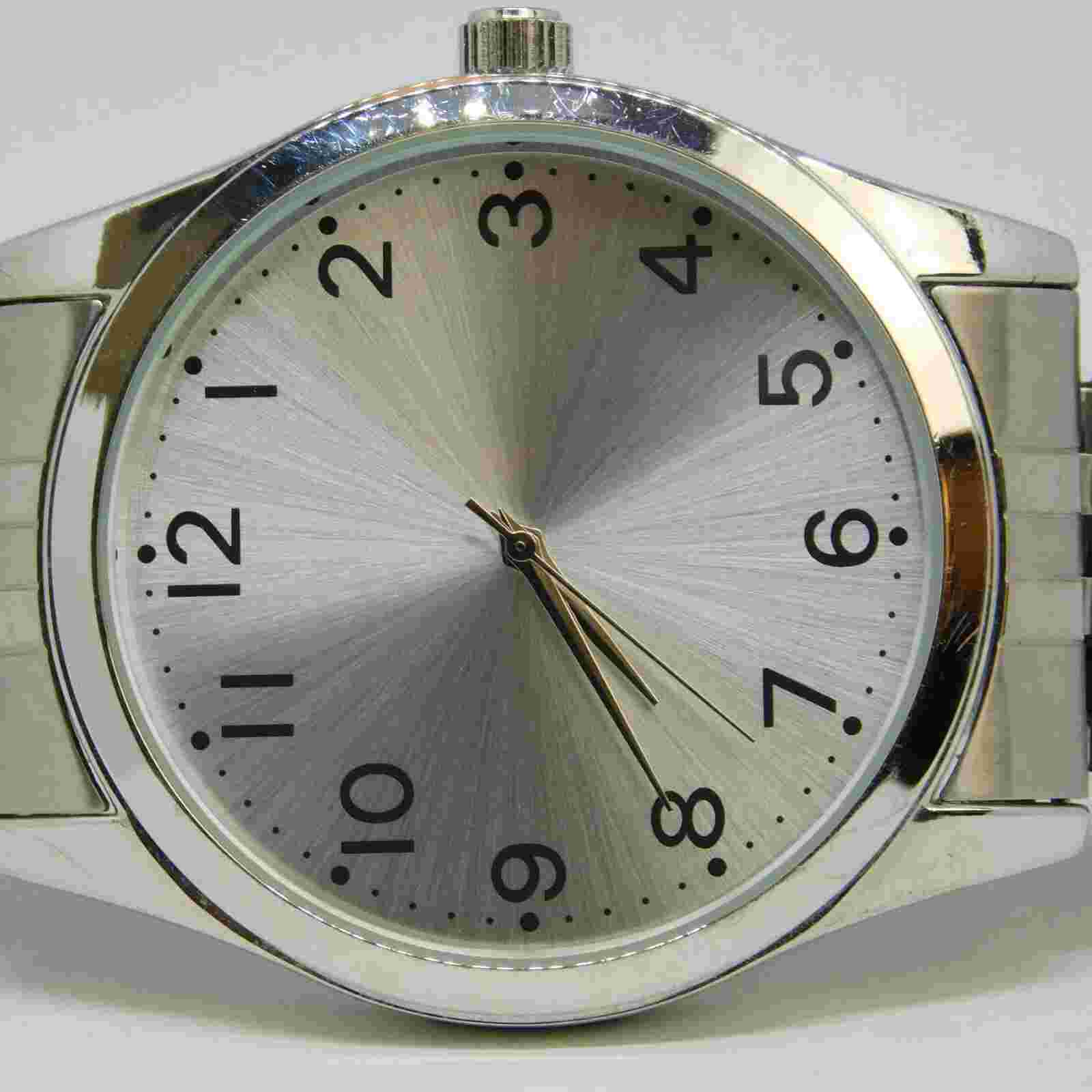 FMD FMDOGE024 Silver Tone Quartz Analog Men's Watch Sz. 7 1/4" New Battery
