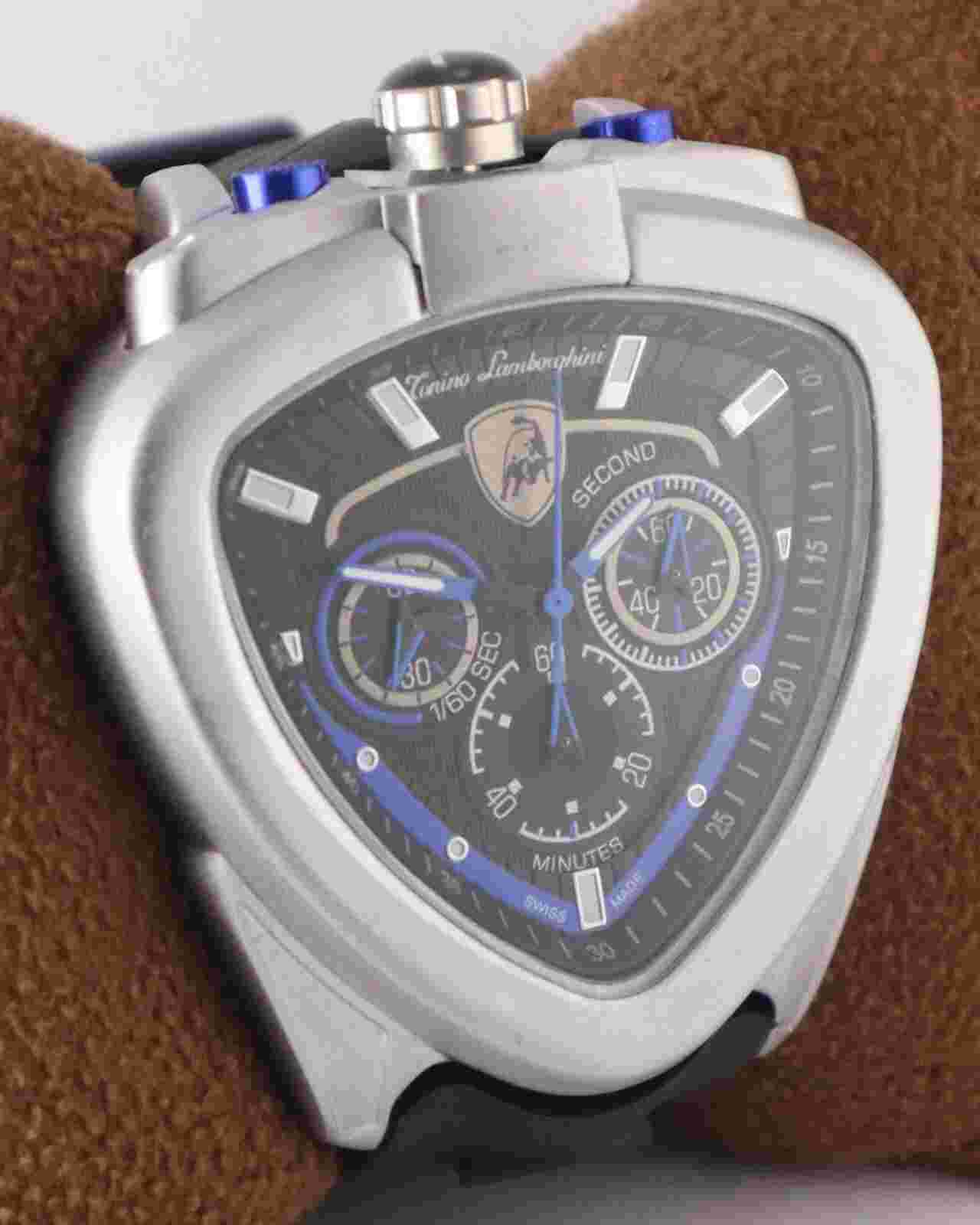 Luxury Lamborghini Men Chronograph Black Dial Working Watch 'Elevate Your Style'