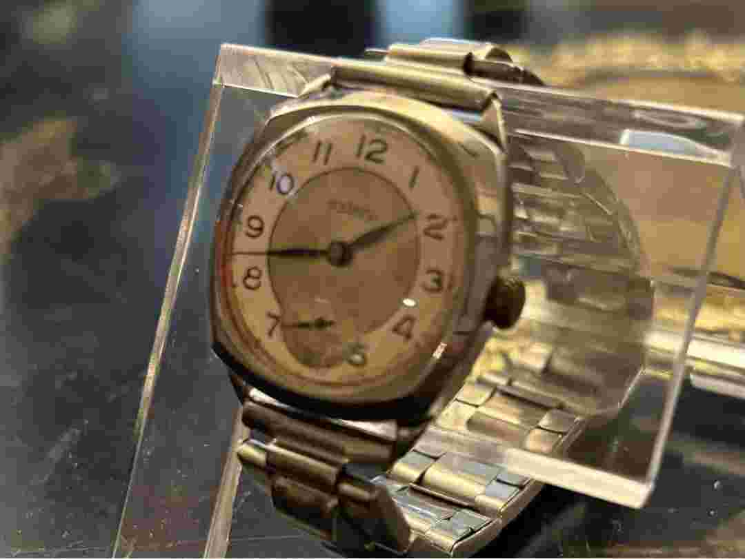 Rotary Analog Manual Men 193040S Watch Denisoncase Vintage 821063016