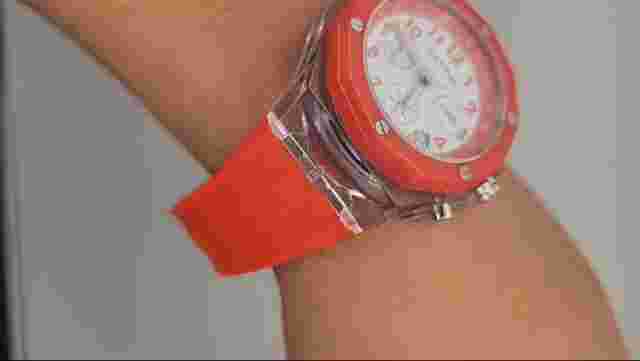 Rumba Red Wristwatch - Bold All-Red Design, New & Unisex Style!