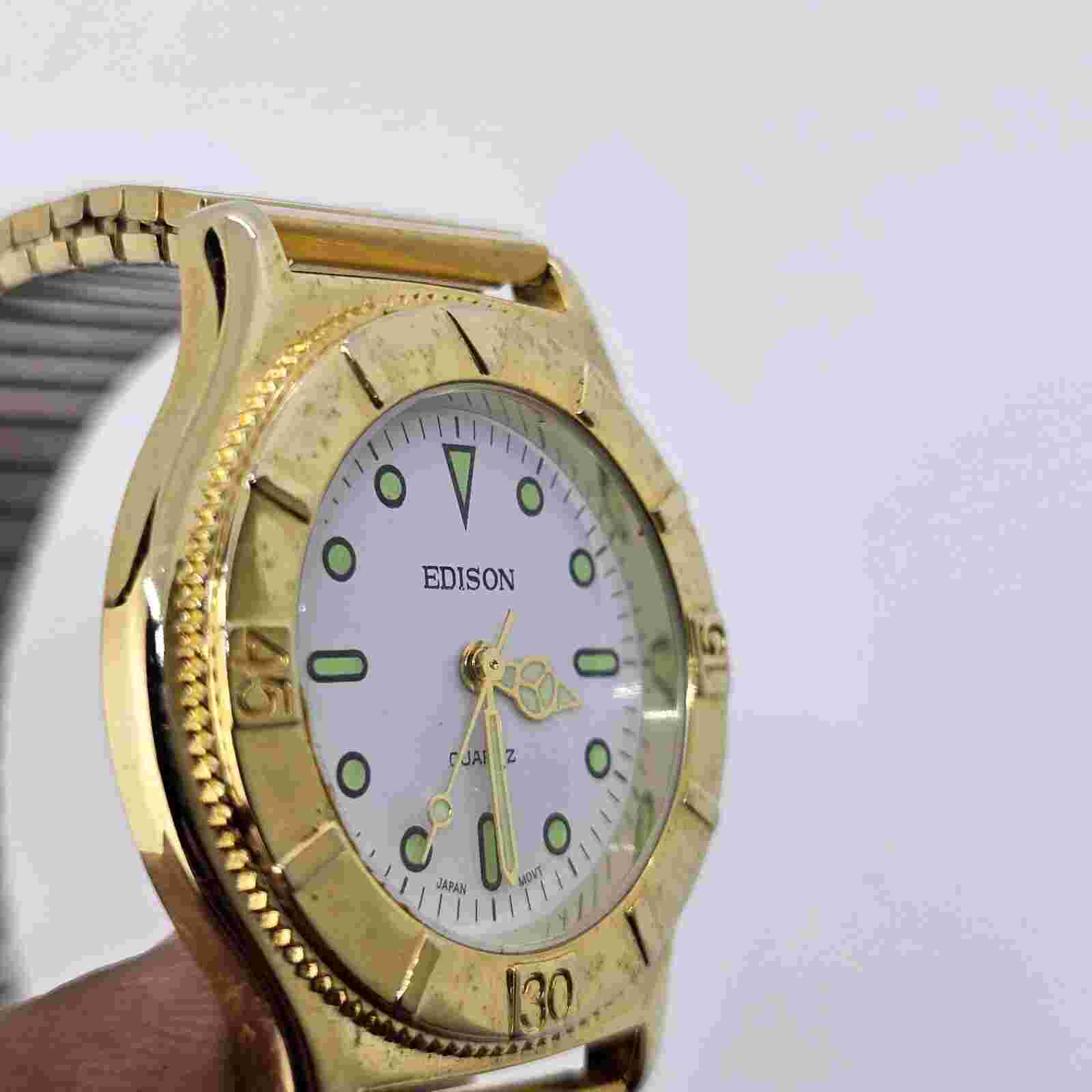 Edison Men's Watch 38MM White Dial Gold Tone Expansion Band 6" Wrist New Battery