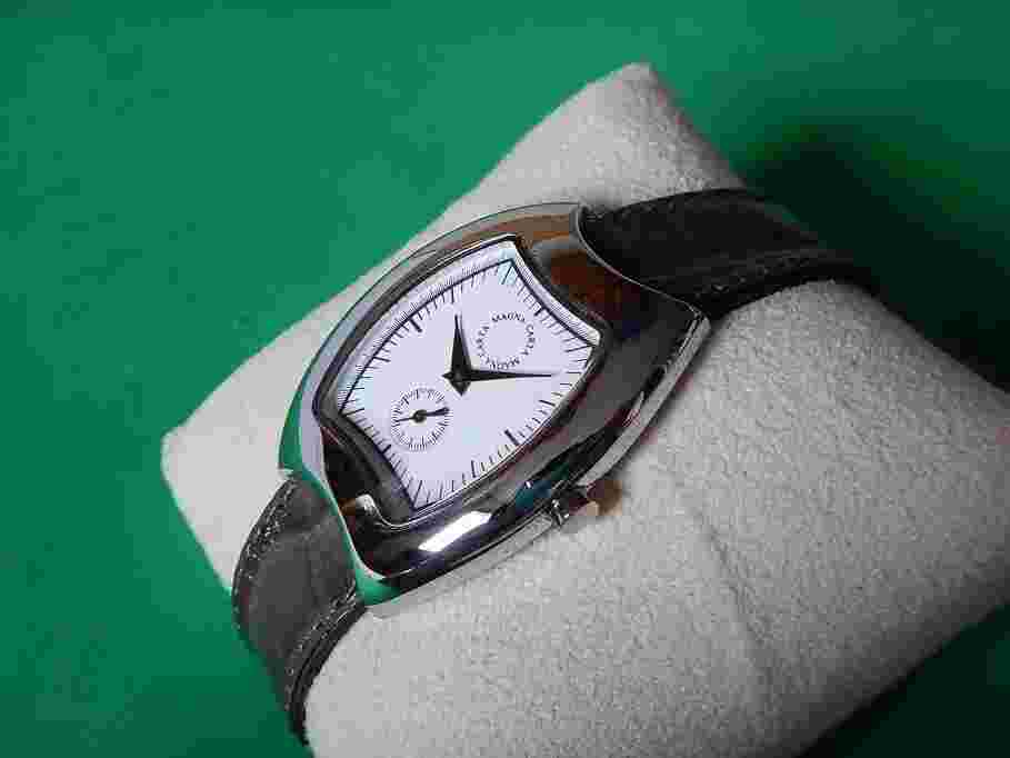 Amazing Watch Shape "Barrel" Small Second Hand Polished Steel New Woman