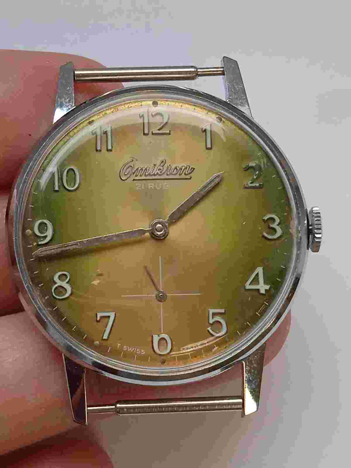 Vintage Omikron 21 Rubis Green Dial RARE !!!