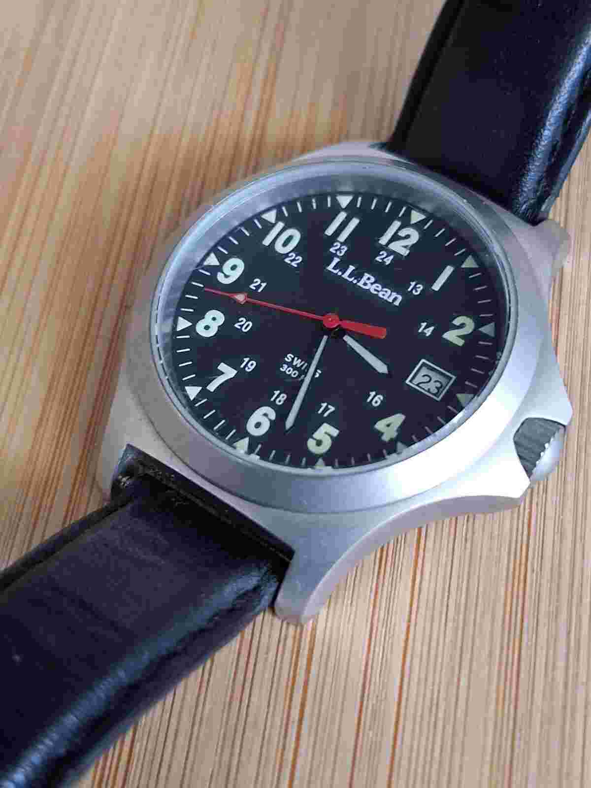 LL Bean Men's Khaki Field Watch 38mm Screwdown Crown 2 Straps