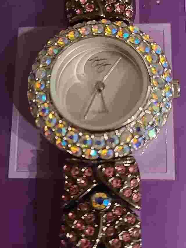 Suzanne Somers QUARTZ Watch