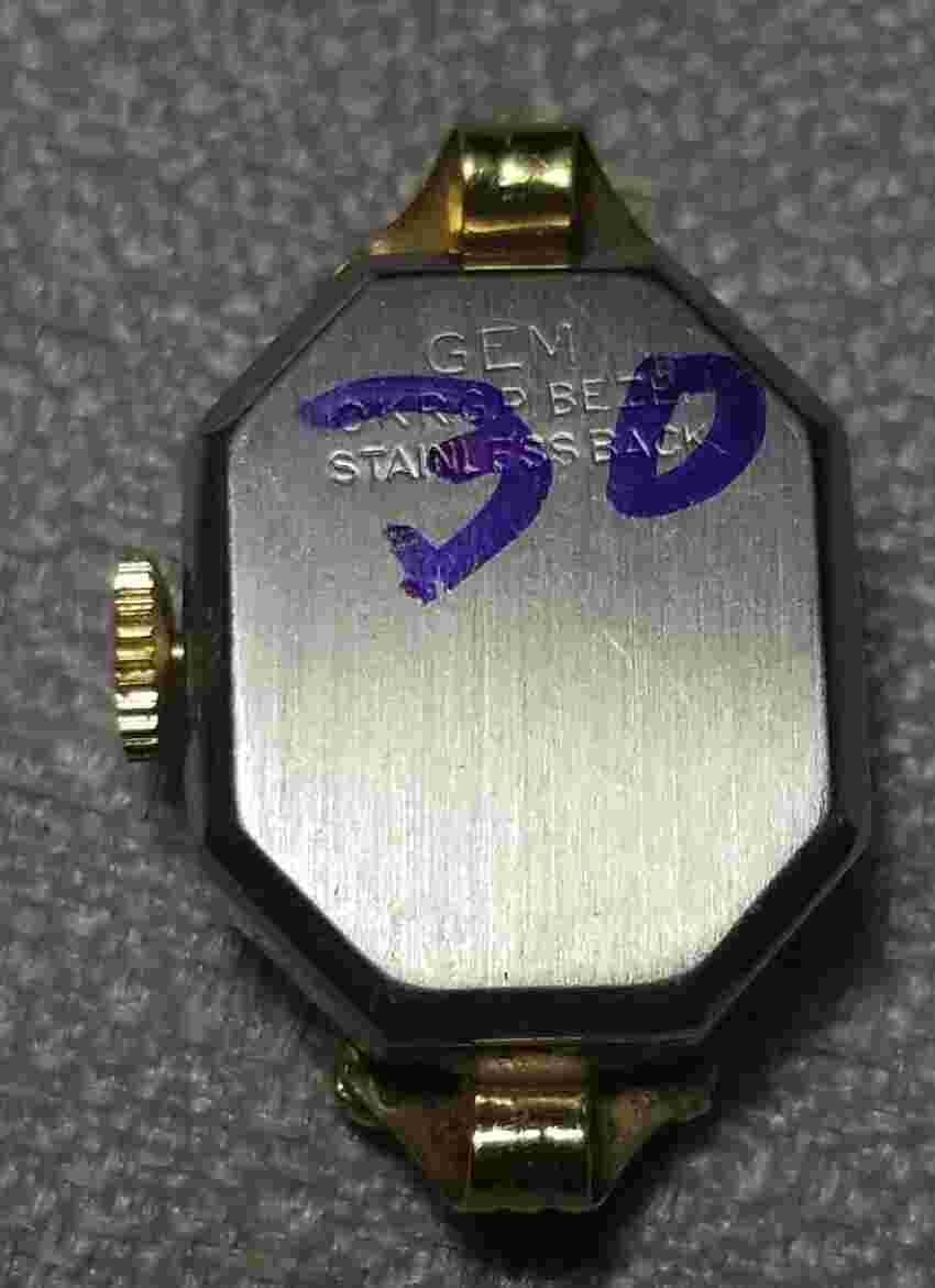 Vintage Andre Bouchard 17 Jewels Women's Wristwatch Runs not TESTED For Accuracy
