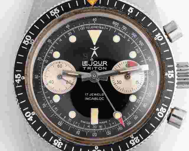 Vintage 1960's Le Jour Triton 2-Reg. Chronograph w/Original Dial! Landeron 248