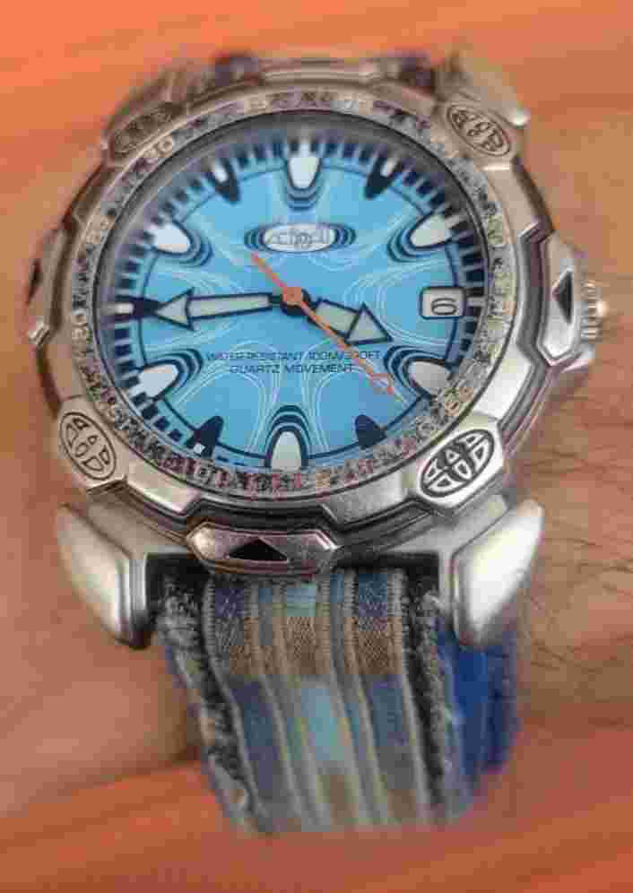 Vintage Animal ' W028 Series Watch ' Surf Divers + Original Strap RARE Y2K VGC