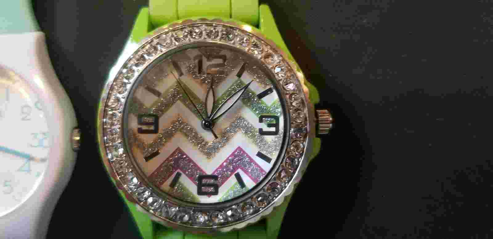 3 Women's watches.  Zeiger, Massini.