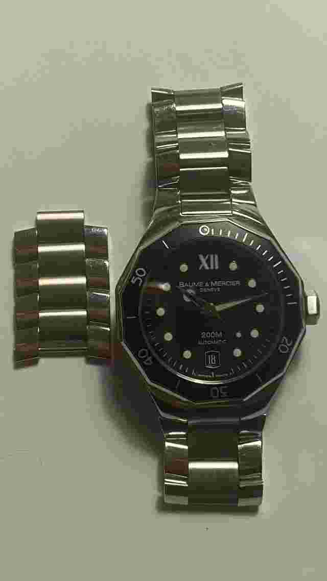 Baume And Mercier Mens Riviera Stainless Steel 40mm Timepiece Watch