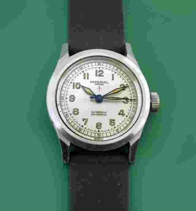 IMPERIAL Vintage 40's WWII Military Type Men's All Original Turtle Shell Watch