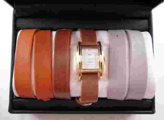 La Mer Silver Interchangeable Gift Box: Nude, Mocha Smooth & Tobacco Straps