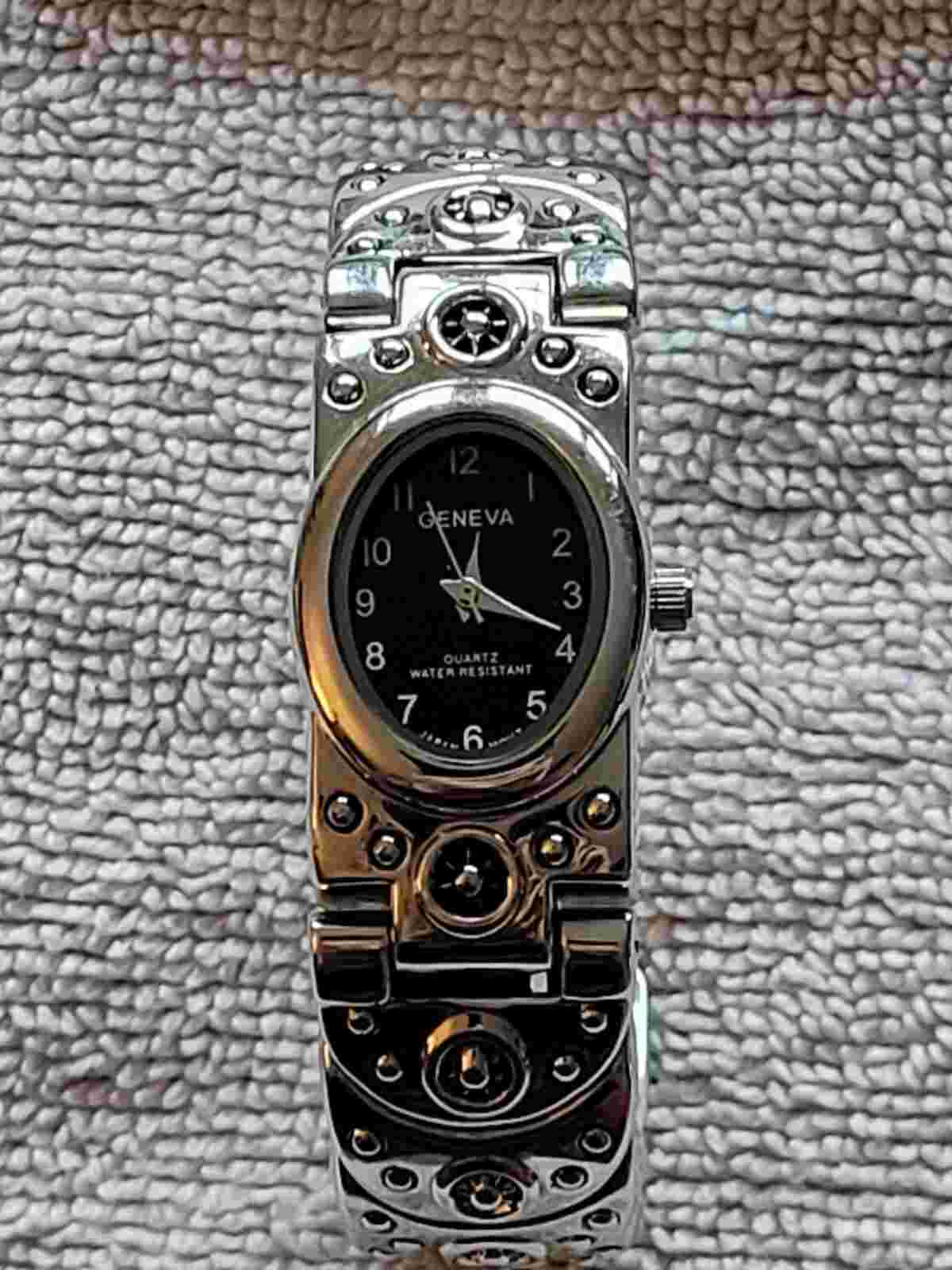 Vintage Genova Women's Cuff Style Wrist Watch Hinged Japan Movement