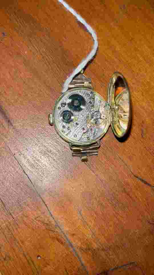 Vintage Swiss Wadsworth referee 15 Jewels Swiss GIROD MVMT running..20 year case