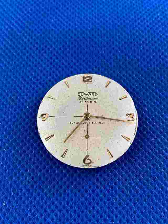 Original DUWARD DIPLOMATIC W777C caliber P 330 movement & dial running (1C/7106)