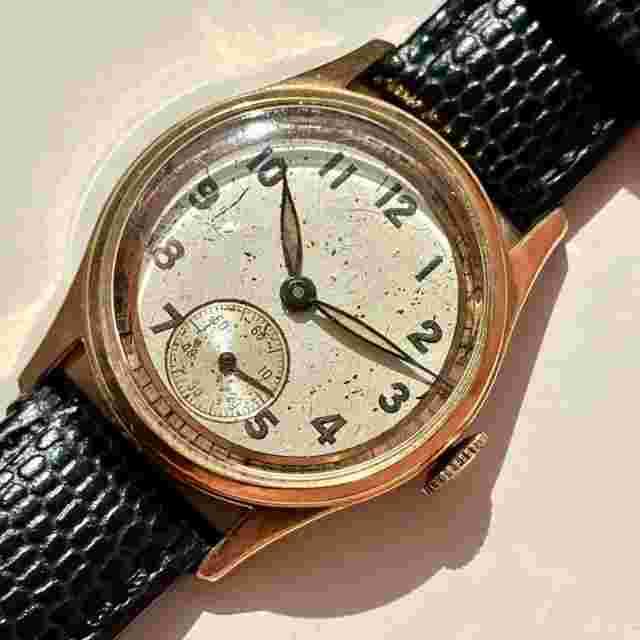 SAVOY WATCH CO INC. Manual Wind Vintage Wristwatch working, valid 37mm F/S Japan