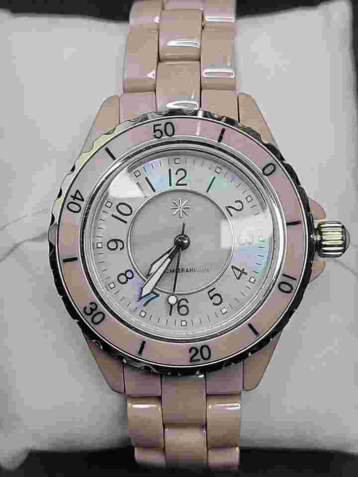 ISAAC MIZRAHI Live Beige MOP Dial Ceramic Japan Quartz Watch & Band Excellent Co