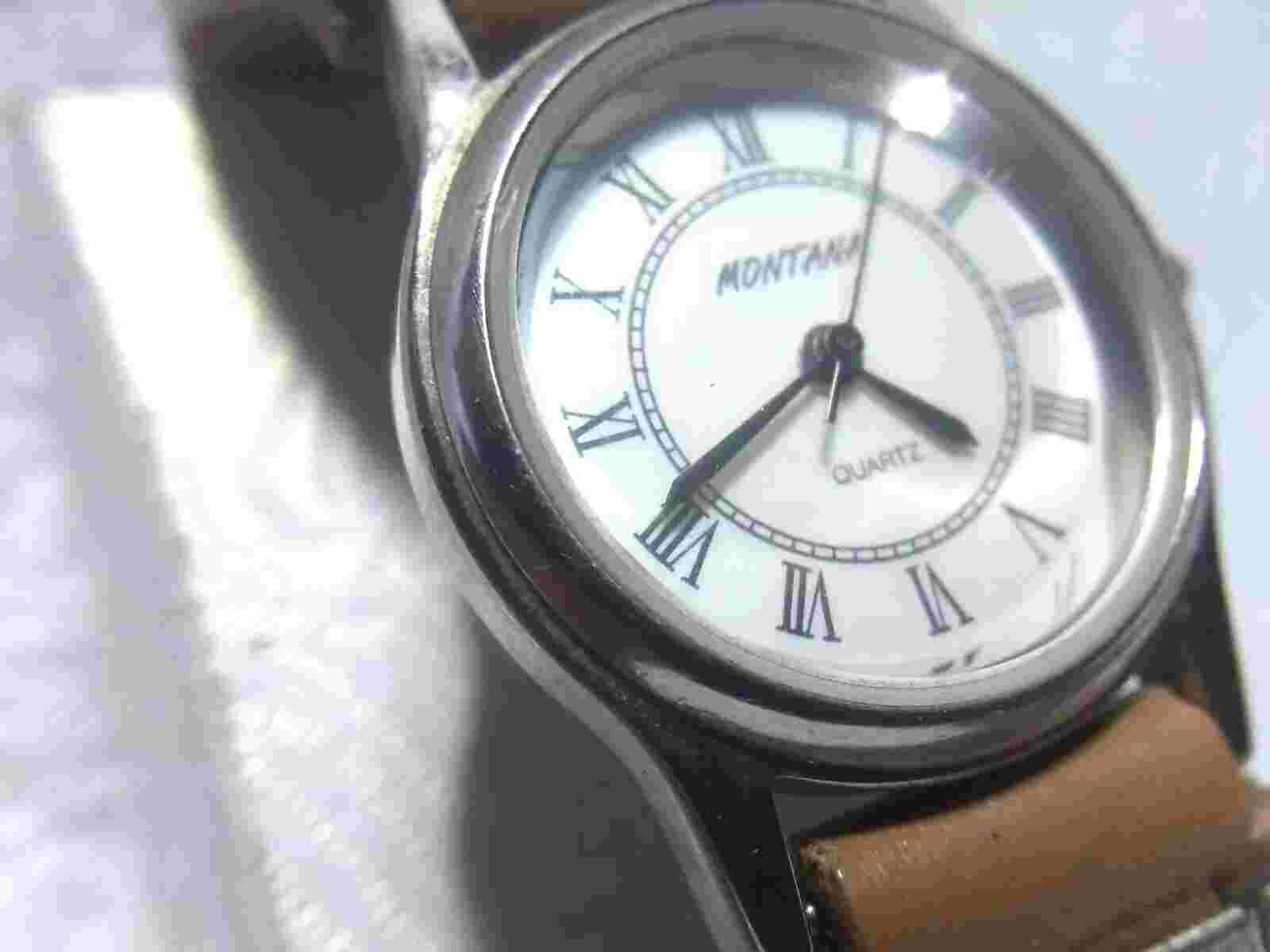 Montana Silversmiths Watch Barrel Race Light Brown Leather Silver Gold New Bat !