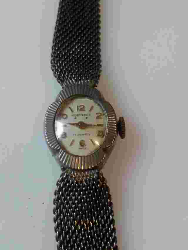 Kingston 17j Swiss Women's Art Deco Watch Silvertone Mesh Band
