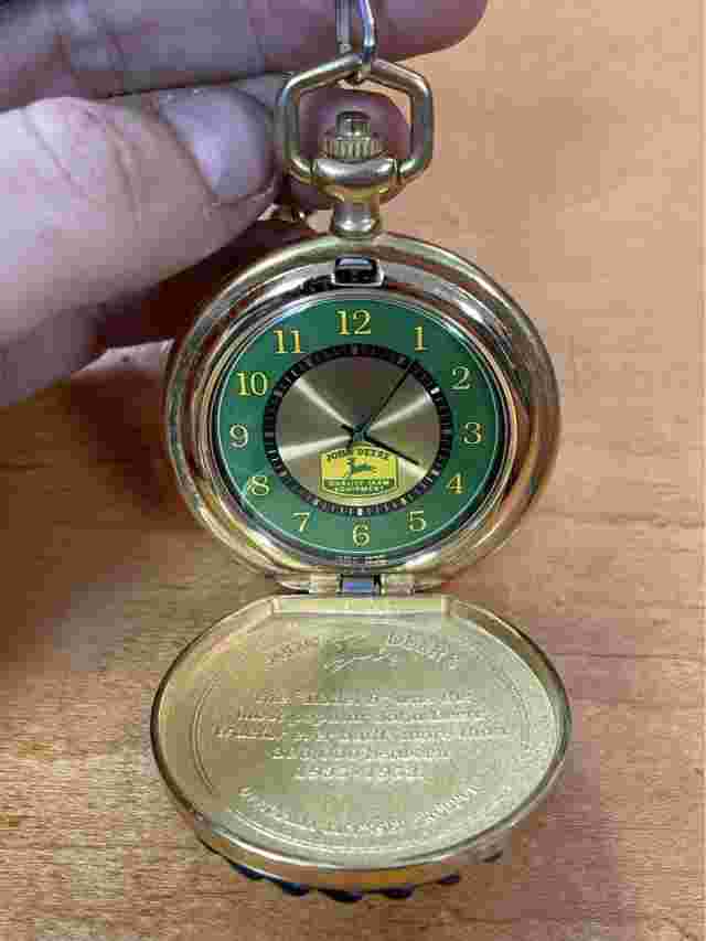 Lovely Vintage John Deer Franklin Mint Collectors Pocket Watch & Chain Link Fob