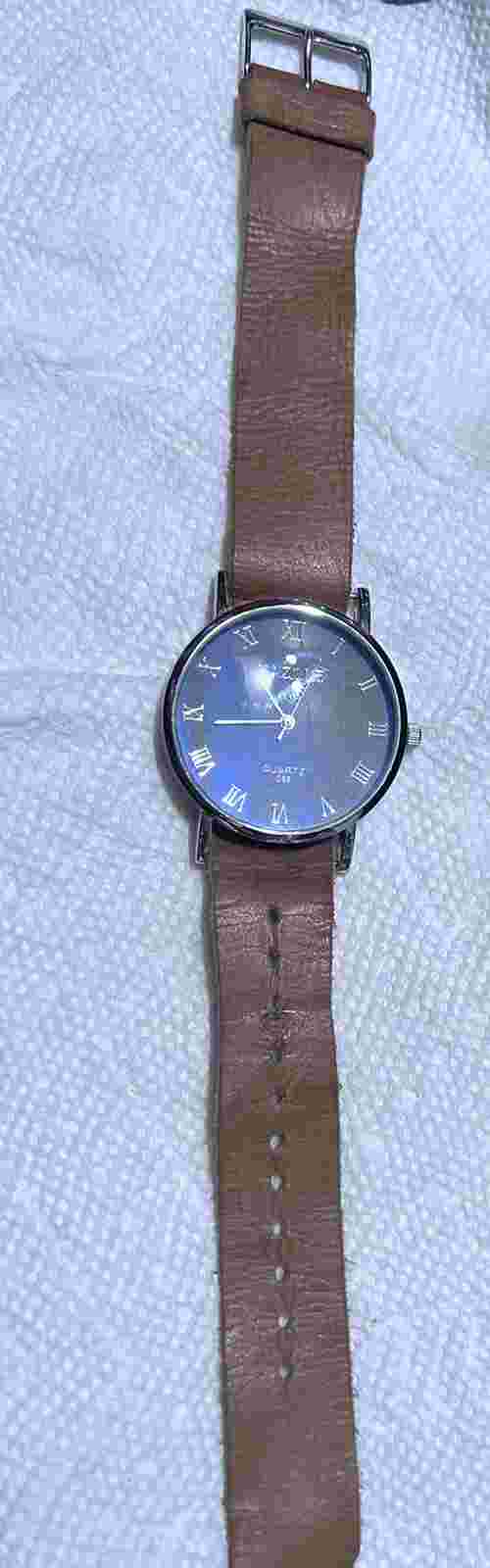 Men's Yazole Black Face Deep Dish Dial Quartz Watch - Running