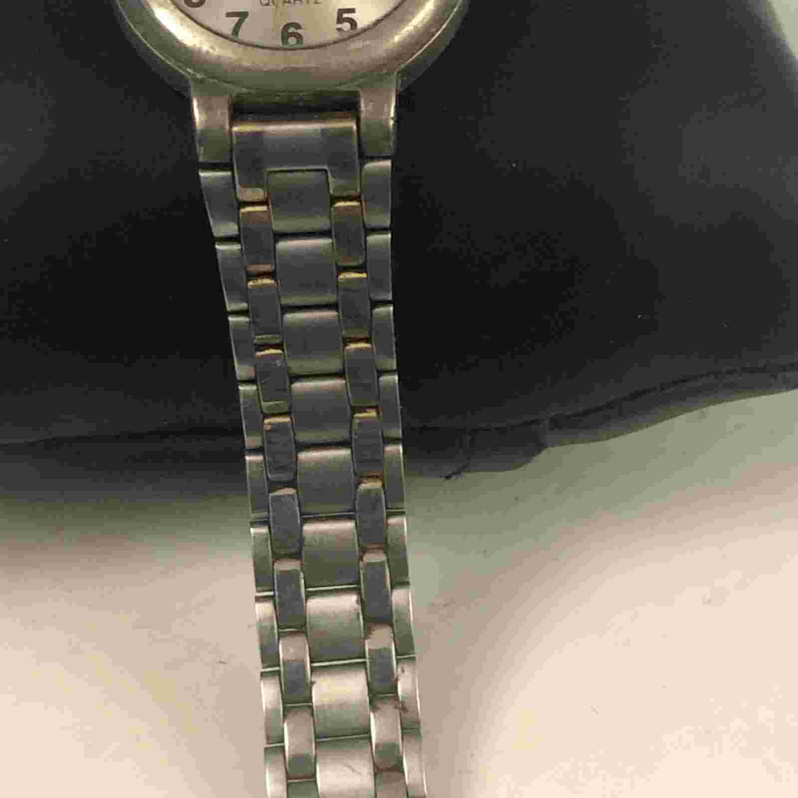 Nelsonic Diamond Watch NEW BATTERY