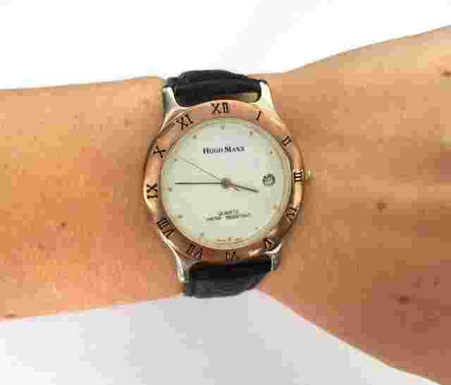 HUGO MAXX WHITE DIAL QUARTZ MANS WRIST WATCH RUNS NEW BATTERY