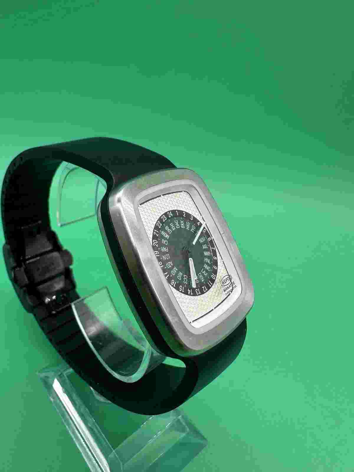 IKEPOD MANATEE GMT DESIGNED MARC NEWSON Limited Edition Men's Watch White