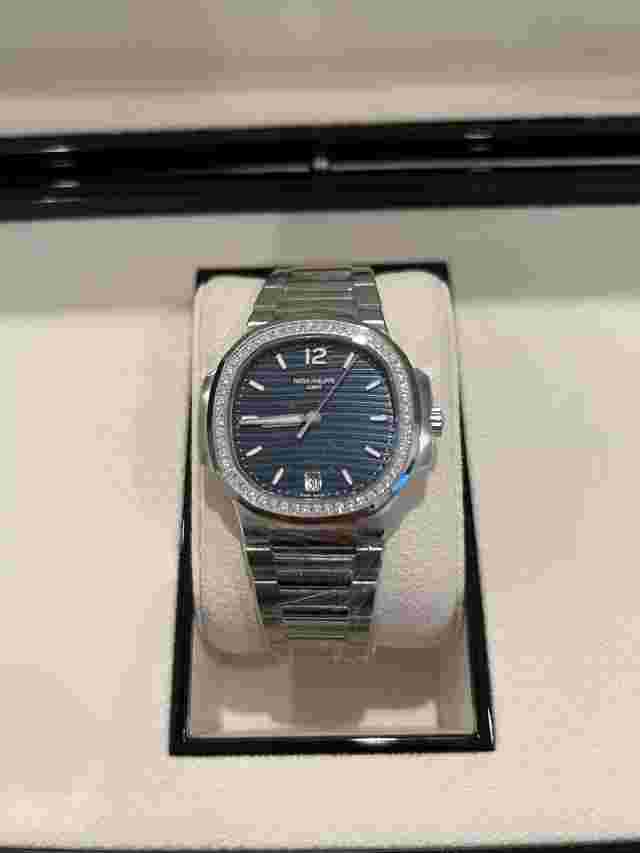 Patek Philippe Nautilus Blue Women's Watch - 7118/1200A-001
