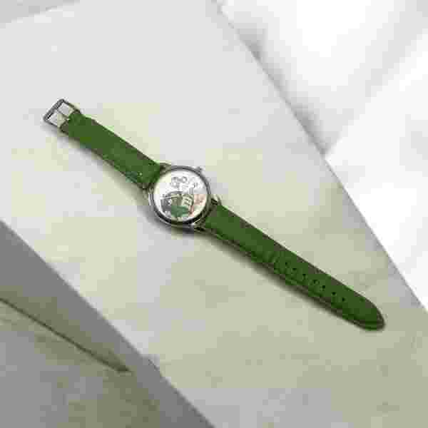 M&M Unisex Womens Faux Leather Strap Round Quartz Wristwatch Silver Tone Green