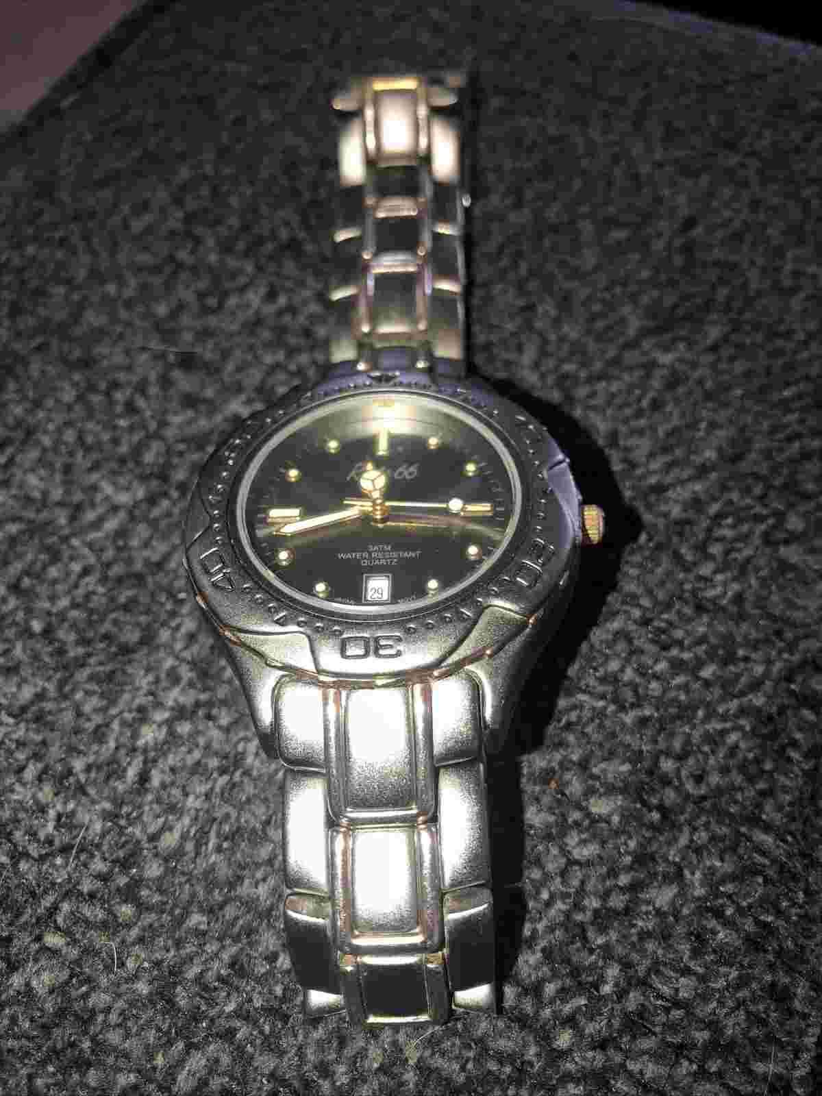 Route 66 Analog Wristwatch with a Buckle Band