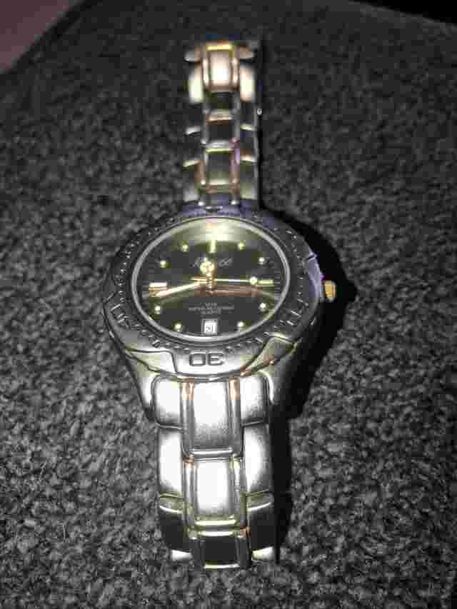 Route 66 Analog Wristwatch with a Buckle Band