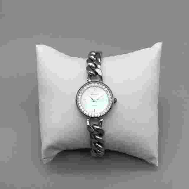 Vintage Becora Watch Women 22mm Silver Tone MOP Bling New Battery 7.5"