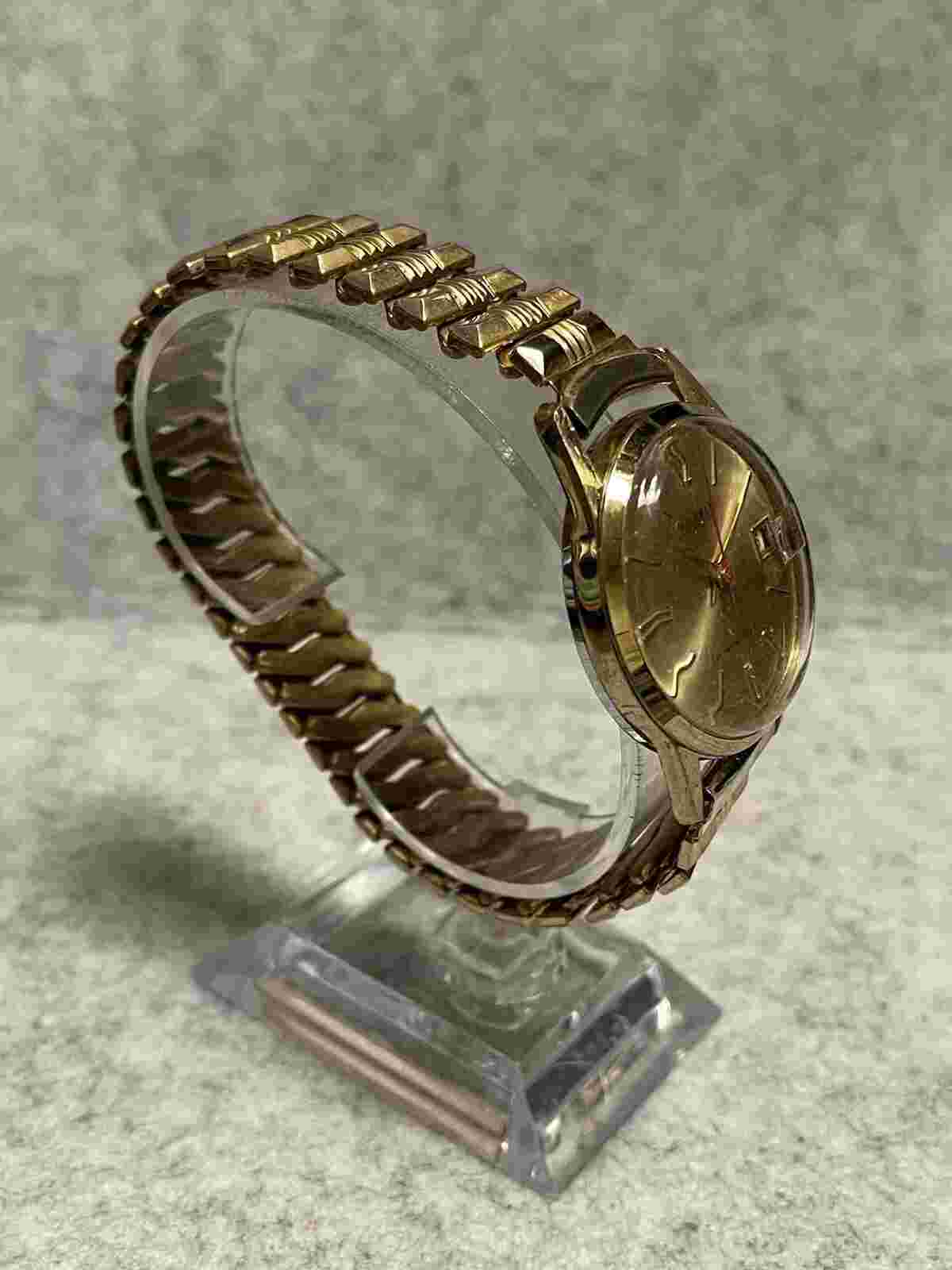 Vintage WOLDMAN Diamond Tooled Wristwatch Swiss Made Untested