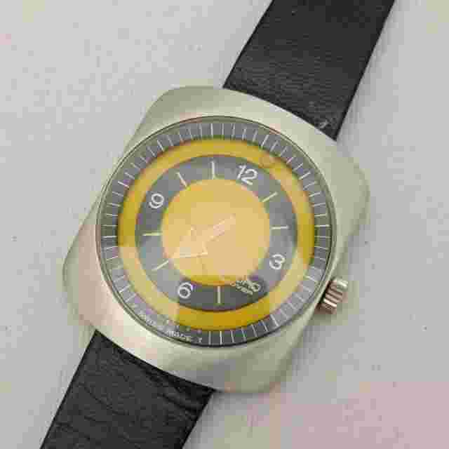 Record Discover Mystery Yellow Dial CAL.661 Watch Collectible Very Rare VTG 70s
