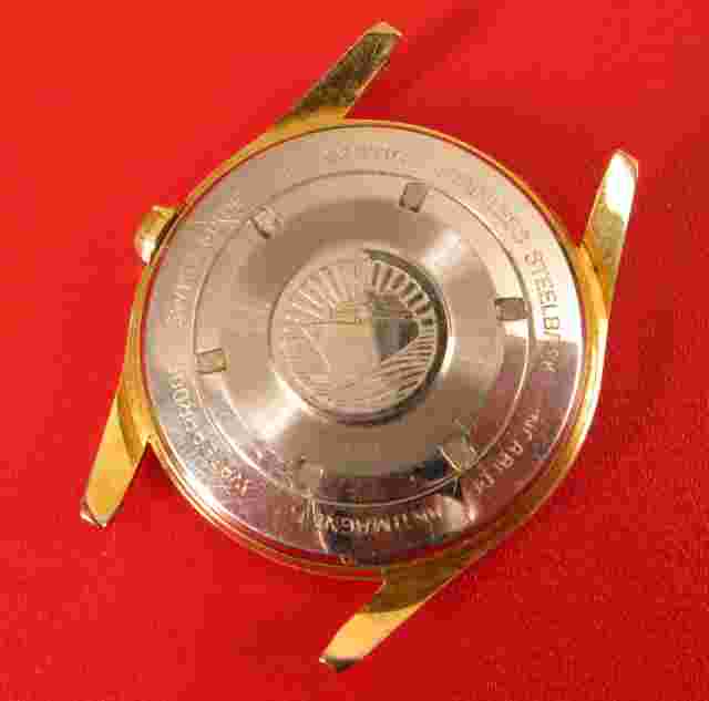VINTAGE ALPHA GOLD TONE AUTOMATIC MENS WATCH WRISTWATCH !