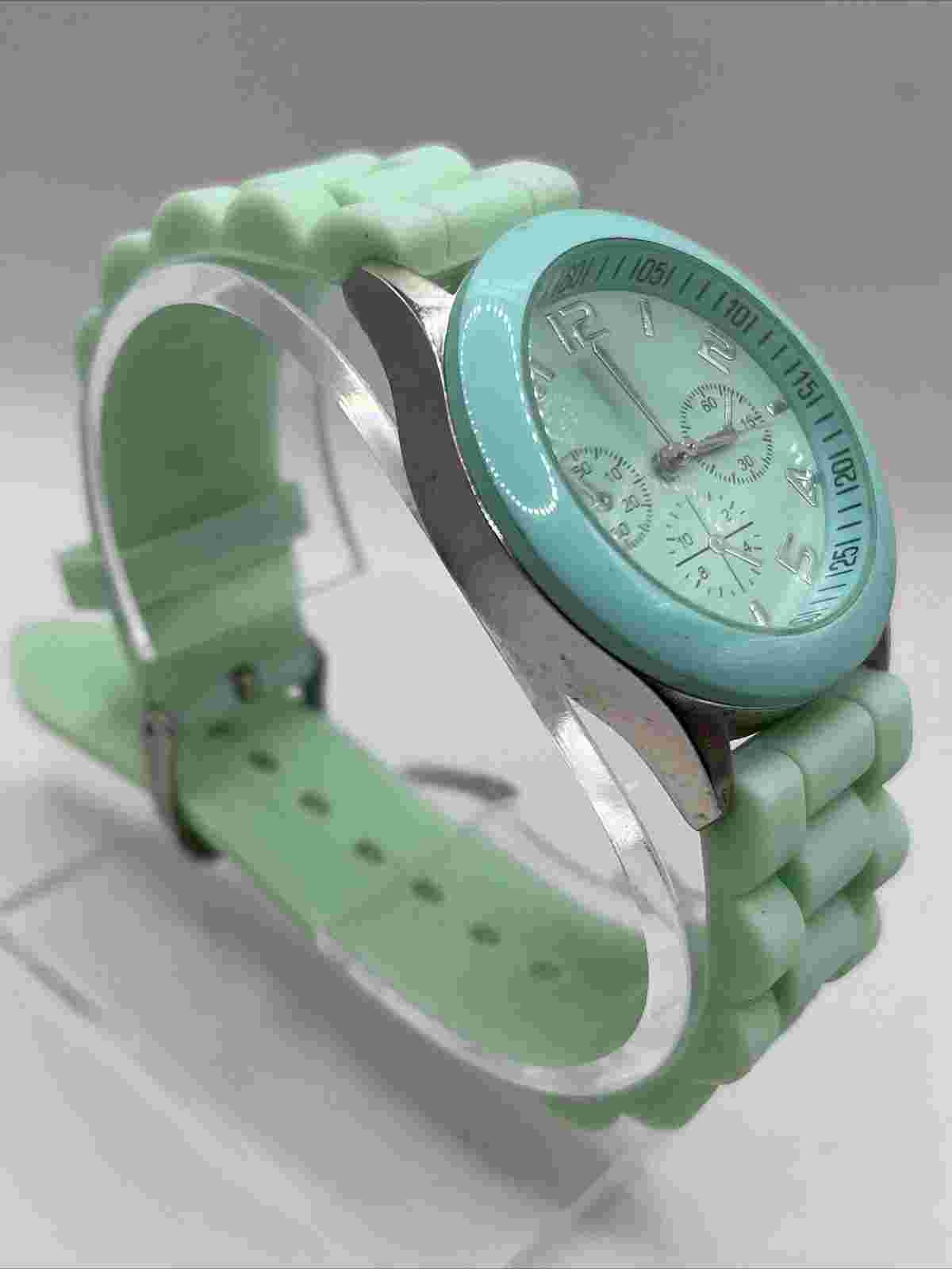Darice Women's Mint Green & Silver Wrist Watch Silicone Band- New Battery