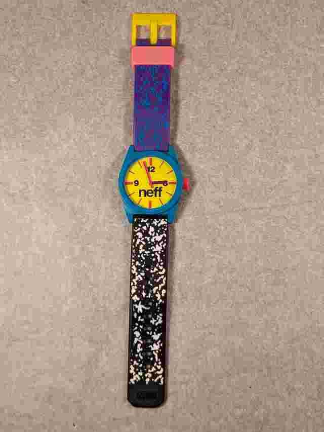 Neff Quartz Analog Watch Multi-Color 43 mm Silicone Band New Battery