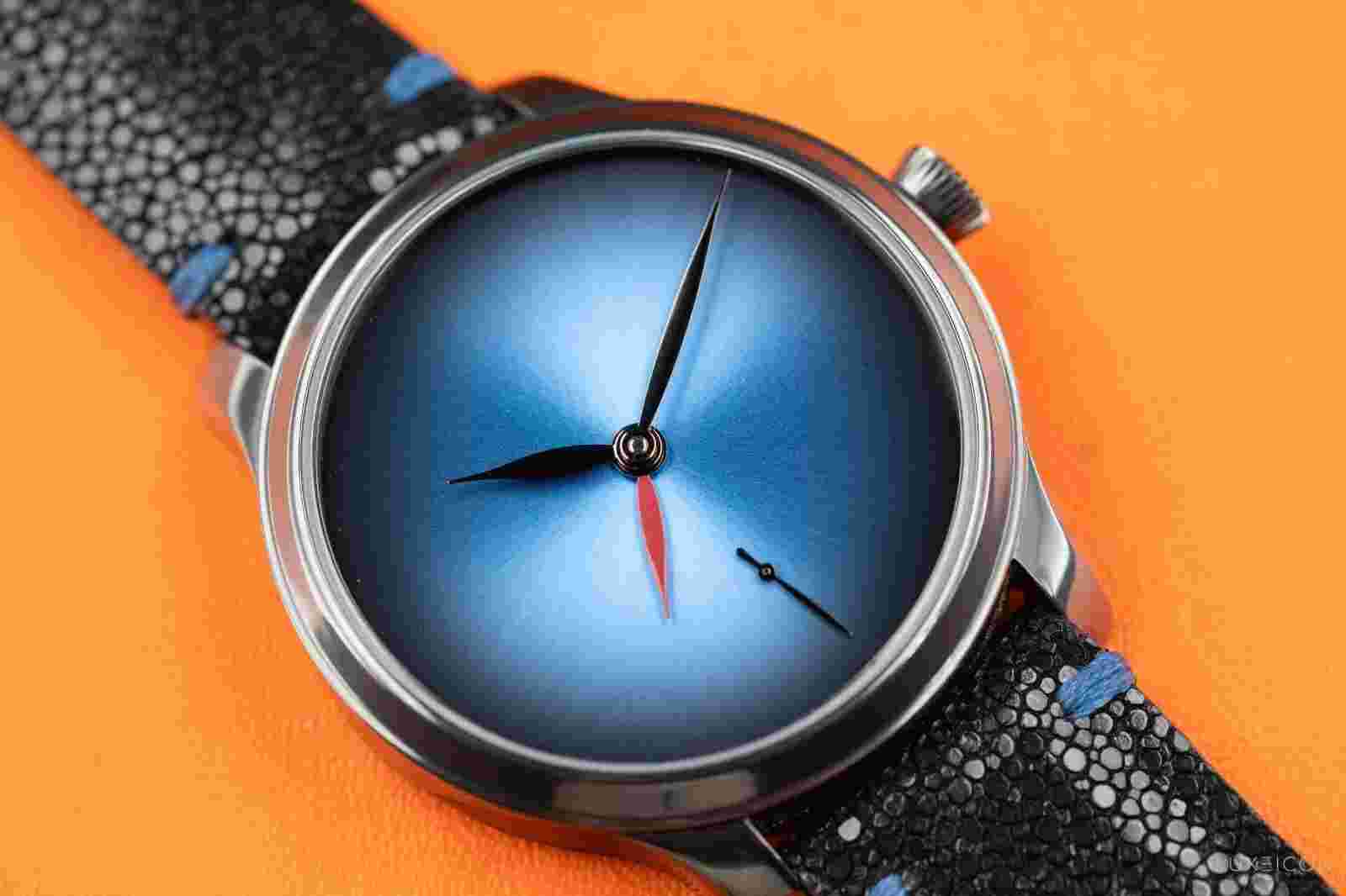 H. Moser H. MOSER & CIE Endeavour Dual Time Concept Titanium Limited Edition