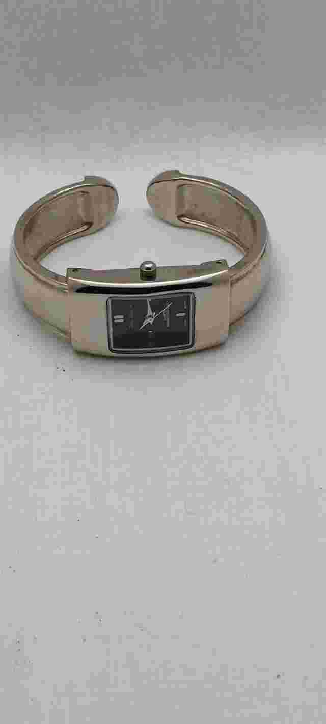 Paul Jardin Ladies Watch, Silver Tone Clasp Band.black Dial,new Battery.