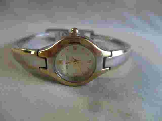 Nine & Company Wristwatch Roman Numerals Round Face Gold & Silver Tone