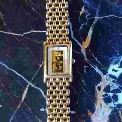 Brooks & Bentley Footprints Watch, 1g 24ct Gold Ingot,Set With Diamonds. Boxed