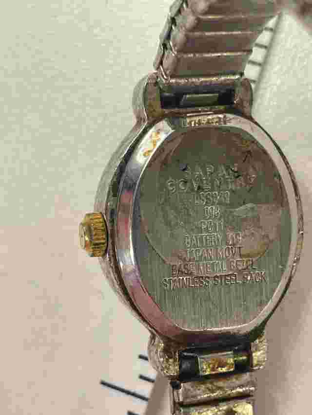 Sarah Coventry Supreme Silver Tone Dial Two Tone Stretch Band Watch NEEDS BAT.