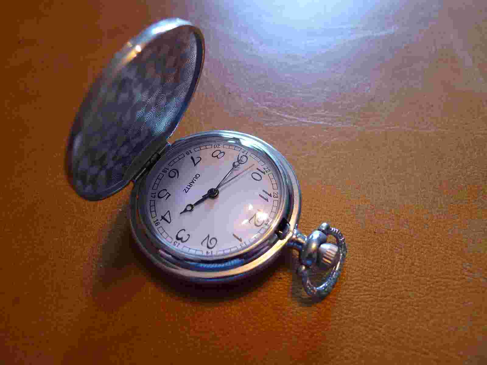 NEW.. Silver Plated Engine Turned  Qtz Hunter Pocket Watch...GWC.