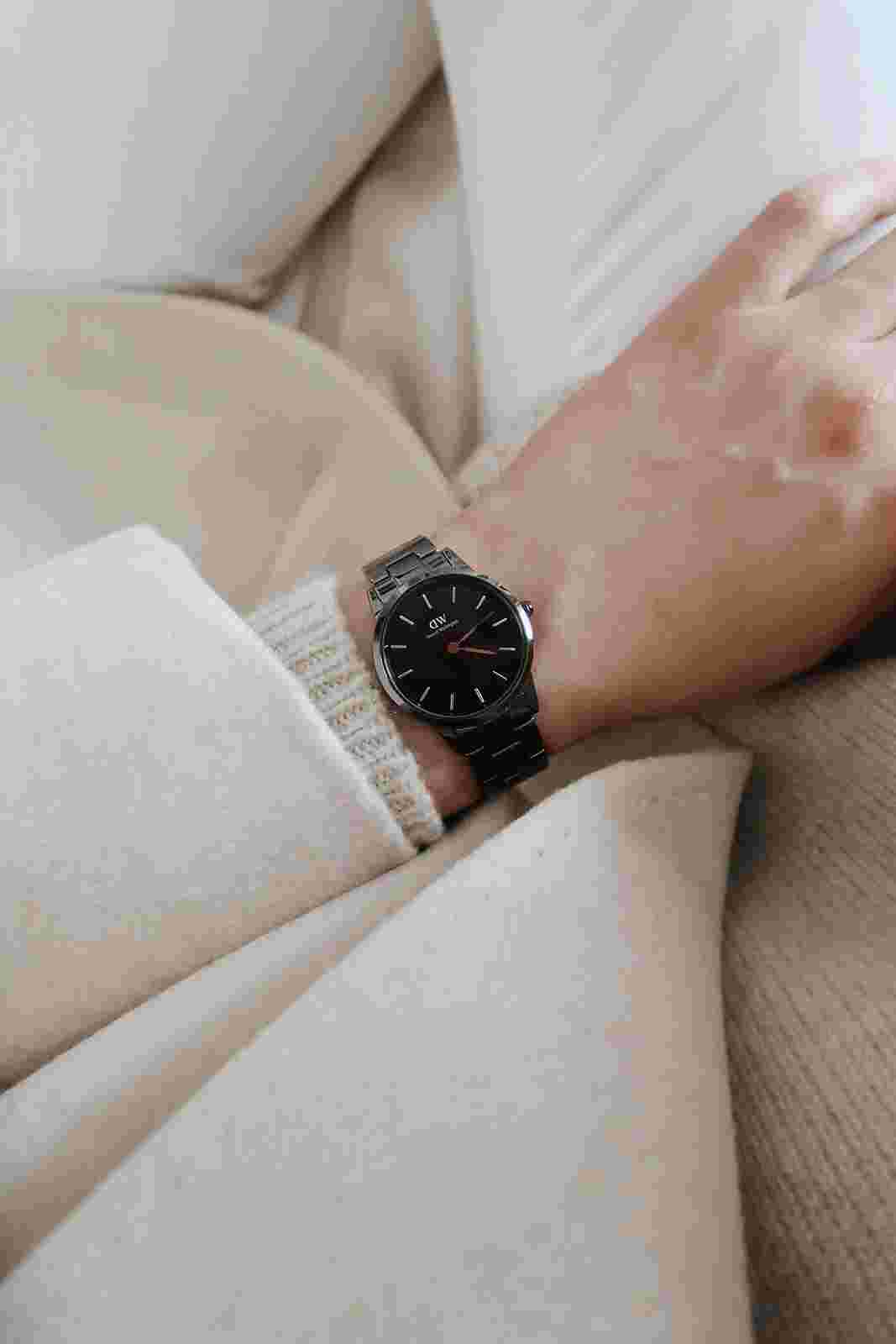 Daniel Wellington Iconic Link Ceramic Analog Black Dial Women's Watch-DW00100414